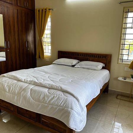Appartamento Girivalam Vista Residency Tiruvannāmalai Esterno foto