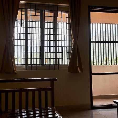 Appartamento Girivalam Vista Residency Tiruvannāmalai Esterno foto